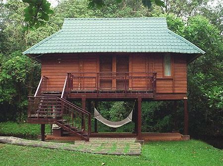 Ktdc Water Scapes Hotel Kumarakom Exterior photo