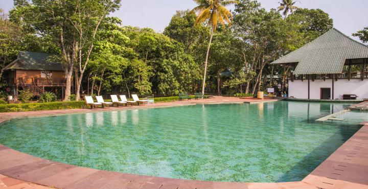 Ktdc Water Scapes Hotel Kumarakom Exterior photo