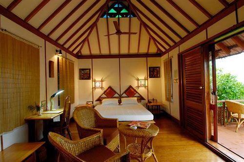 Ktdc Water Scapes Hotel Kumarakom Exterior photo